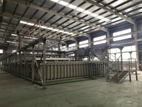 全自動龍門式陽極氧化生產(chǎn)線